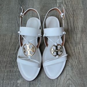 NIB Tory Burch two band Miller sandal
